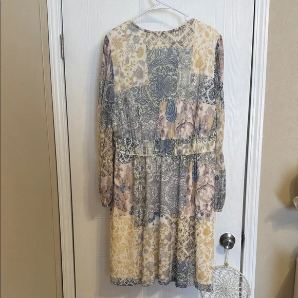 Cato Cream Dress or Tunic with Floral and Paisley Pattern - Picture 3 of 7